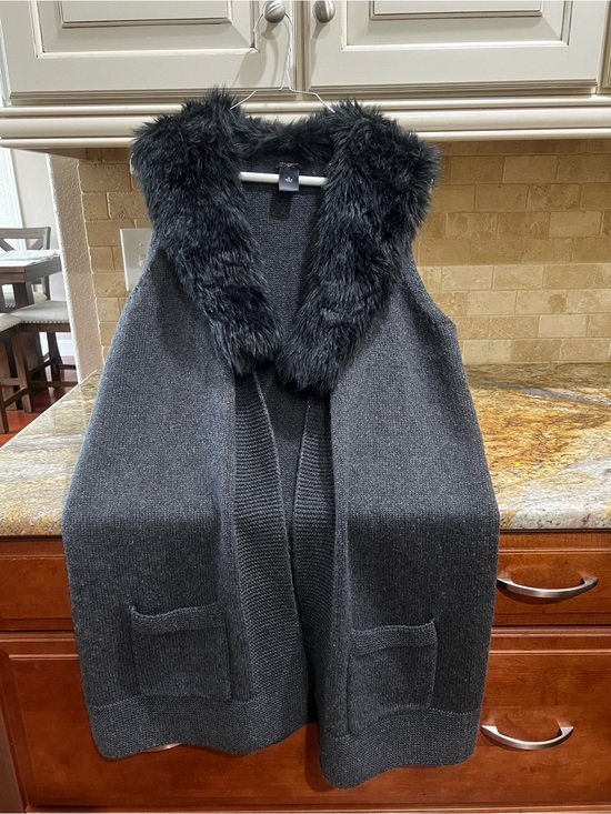 Ann Taylor Jackets & Blazers - Ann Taylor Faux Fur-Trim Knit Vest